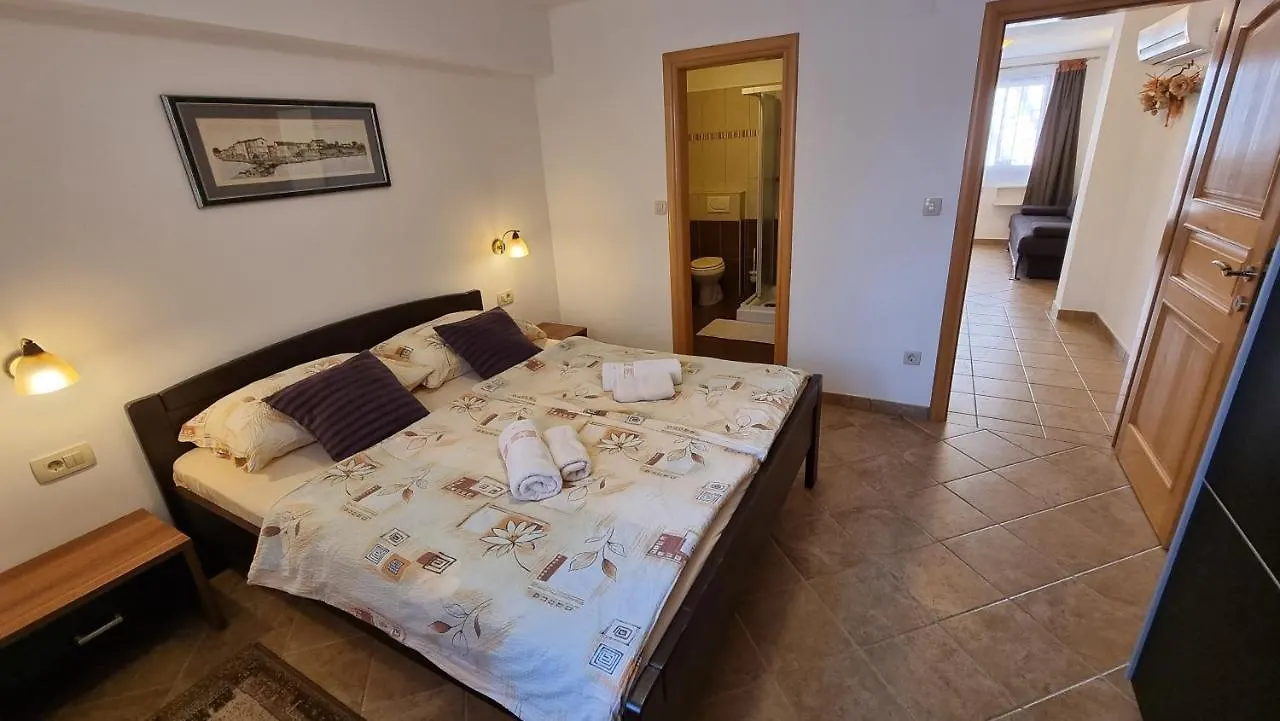 Apartmani Sidro Malinska 0*,
